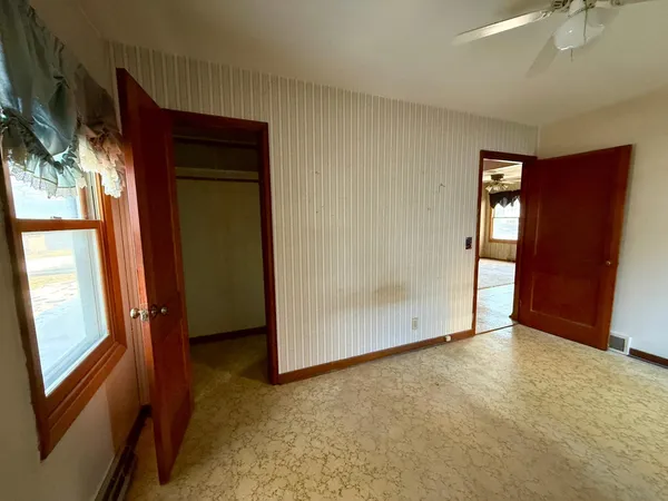 $124,900 | 105 3rd Avenue Northwest, Grand Meadow, MN 55936