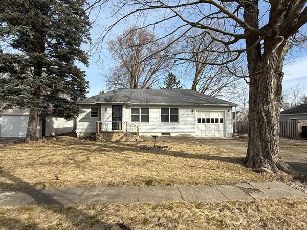 $124,900 | 105 3rd Avenue Northwest, Grand Meadow, MN 55936