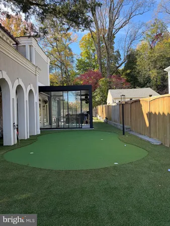 a view of a house with a big yard