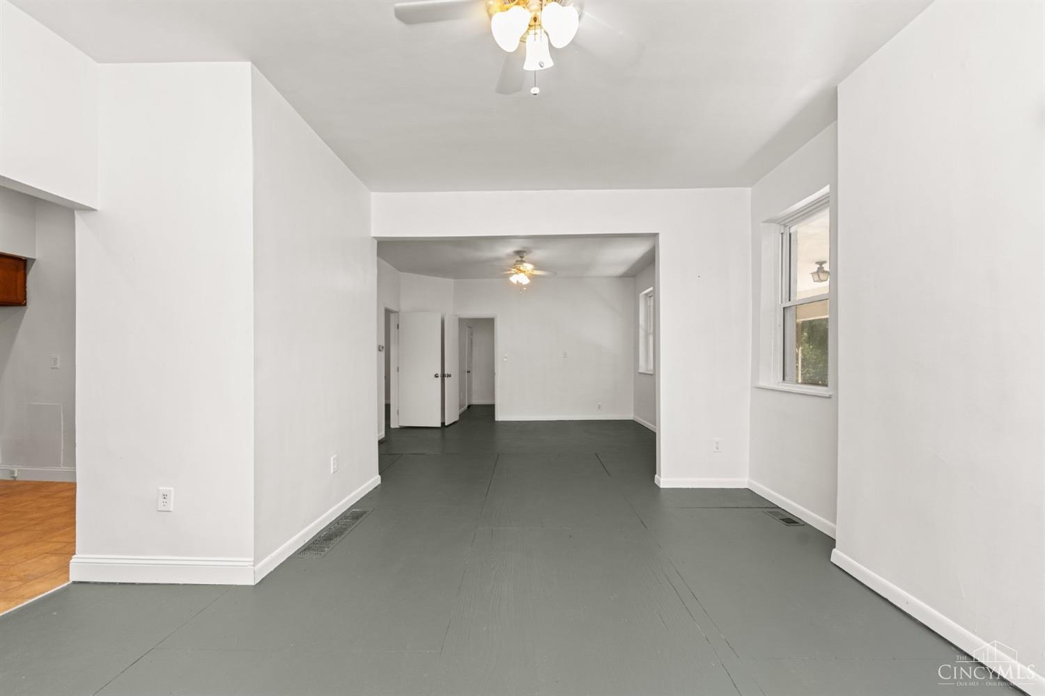 5953 Price Road Milford, OH 45150 - Photo 5 of 23 Gallery Image 5