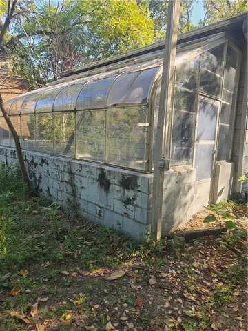 $215,000 | 4073 Parkview Drive, Frontenac, KS 66763