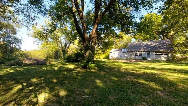 $215,000 | 4073 Parkview Drive, Frontenac, KS 66763