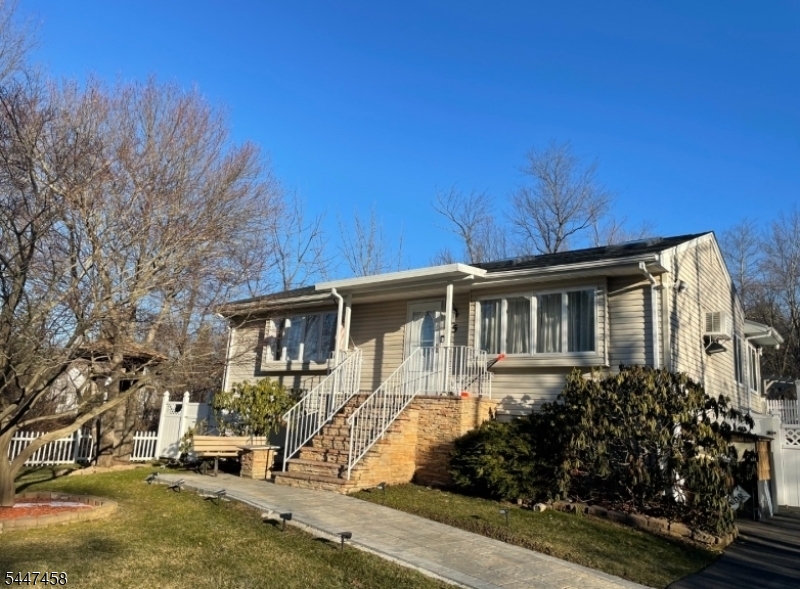 5 Wagon Wheel Road Vernon, NJ 07422 - Photo 1 of 8