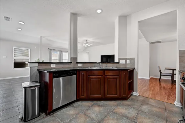 $275,000 | 3114 Rendezvous Court, Spring, TX 77373