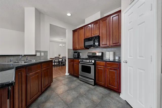 $275,000 | 3114 Rendezvous Court, Spring, TX 77373