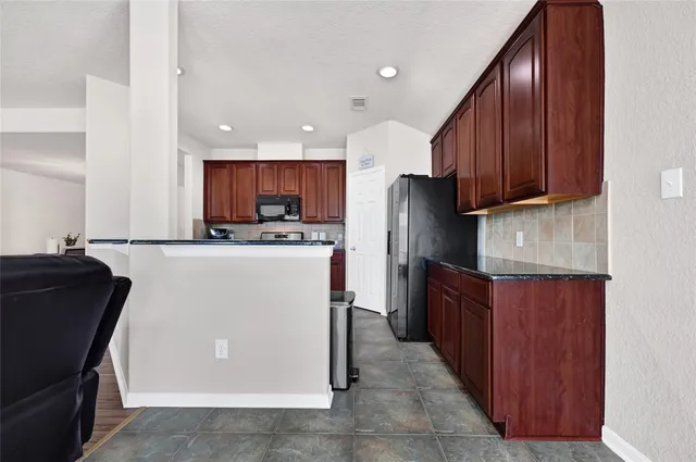 $275,000 | 3114 Rendezvous Court, Spring, TX 77373