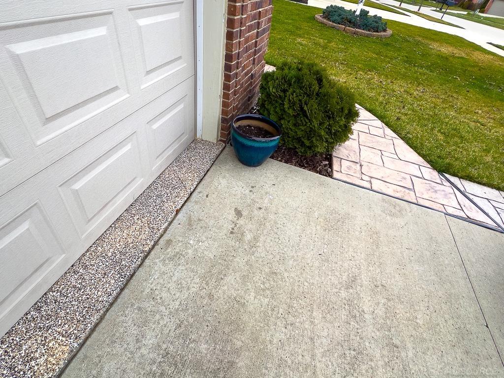 16092 Moore Park Road Macomb, MI 48044 - Photo 40 of 53 50137754-70f1480b-2345-4882-91fc-9b6c392f65c7.JPG