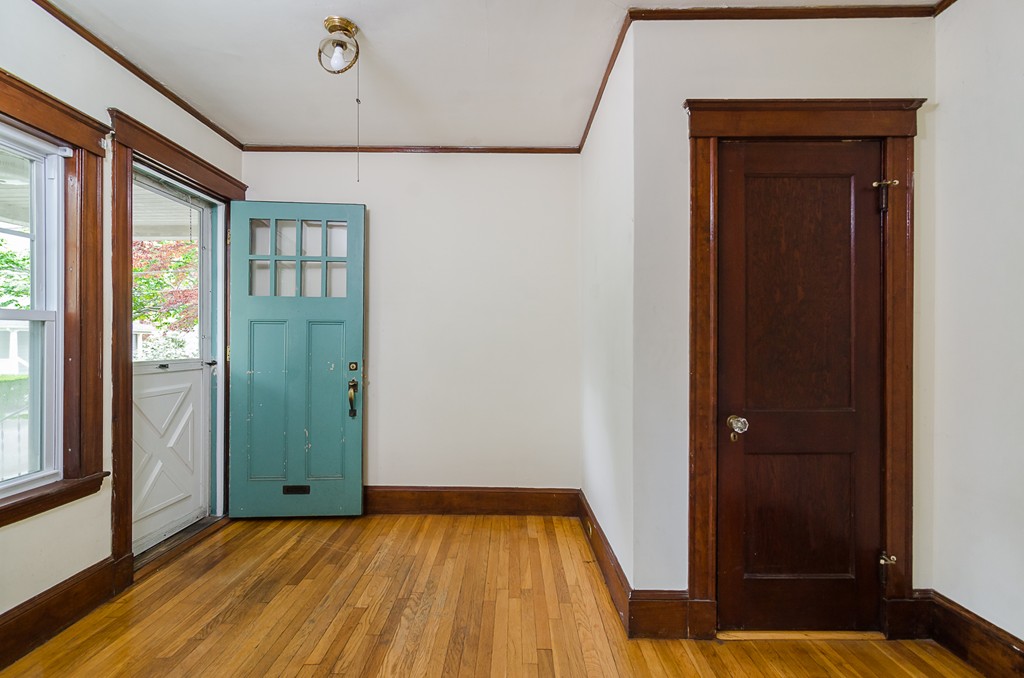 27-29 Valley Road Milton, MA 02186 - Photo 3 of 23 Gallery Image 3