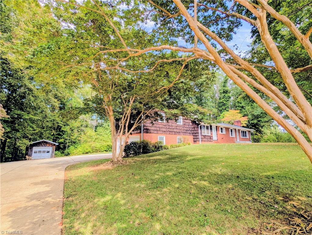 195 Tickle Road Rural Hall, NC 27045 - Photo 4 of 32 Gallery Image 4