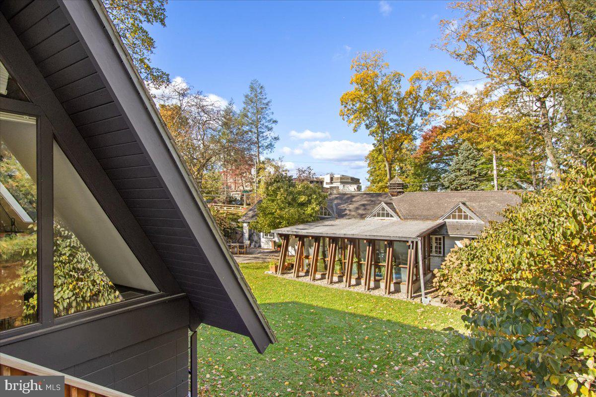 9161 Green Tree Road Philadelphia, PA 19118 - Photo 34 of 46