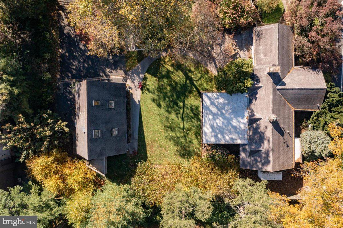 9161 Green Tree Road Philadelphia, PA 19118 - Photo 5 of 46 A-Frame and House