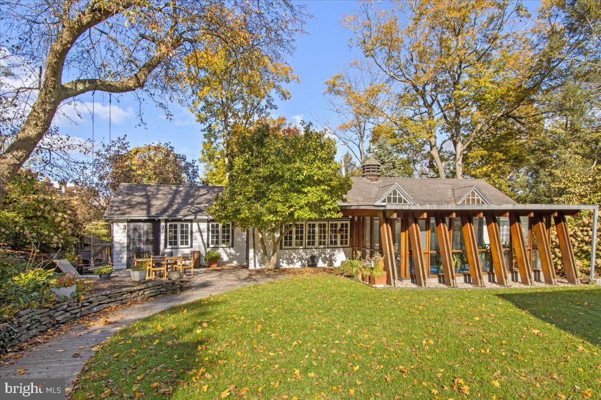 9161 Green Tree Road Philadelphia, PA 19118 - Photo 6 of 46