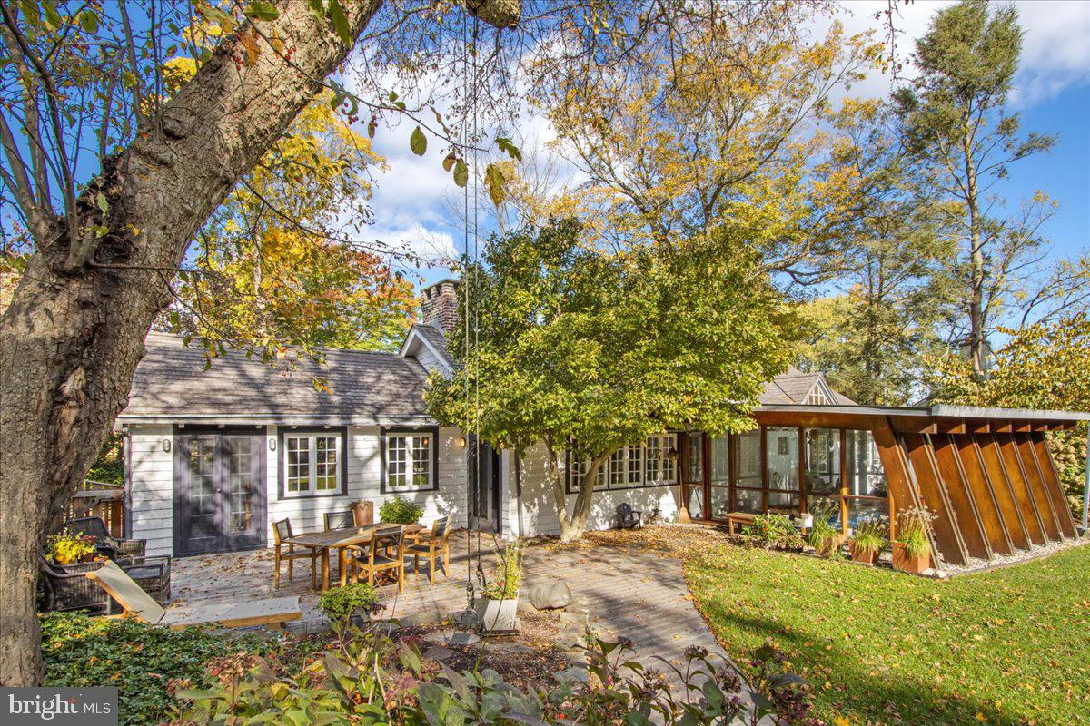 9161 Green Tree Road Philadelphia, PA 19118 - Photo 9 of 46