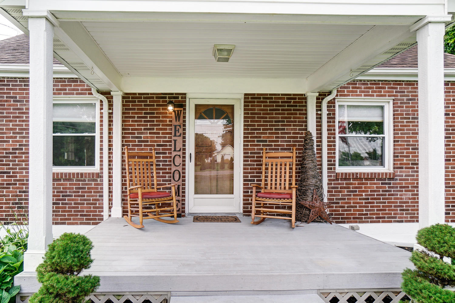 3965 New Carlisle Springfield, OH 45504 - Photo 5 of 40