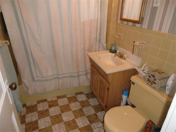 10 Luke Road Everett, MA 02149 - Photo 7 of 22