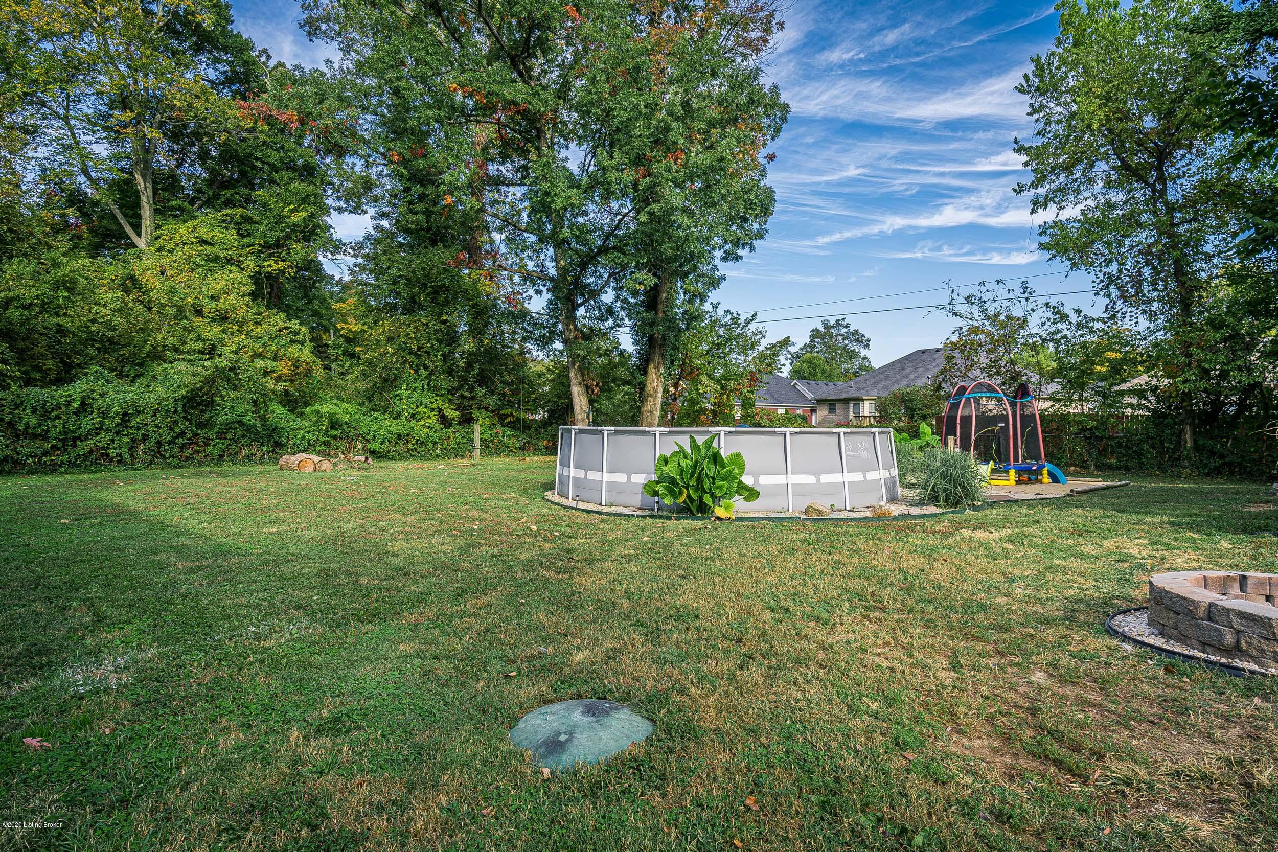 9309 Fairground Road Louisville, KY 40291 - Photo 47 of 54 Backyard1