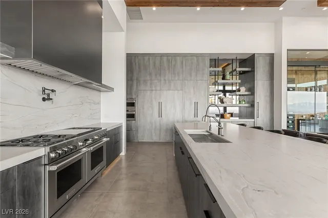 $10,175,000 | 6 Hidden Heights Court, Henderson, NV 89012