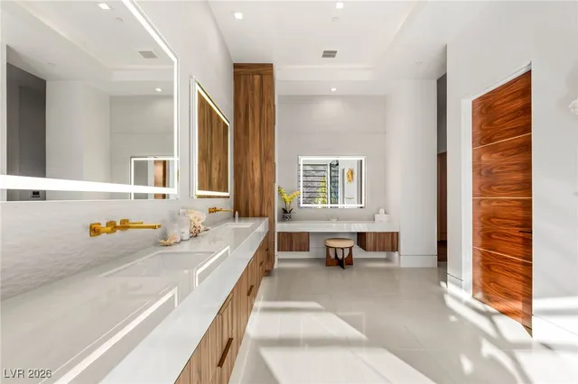 $10,175,000 | 6 Hidden Heights Court, Henderson, NV 89012