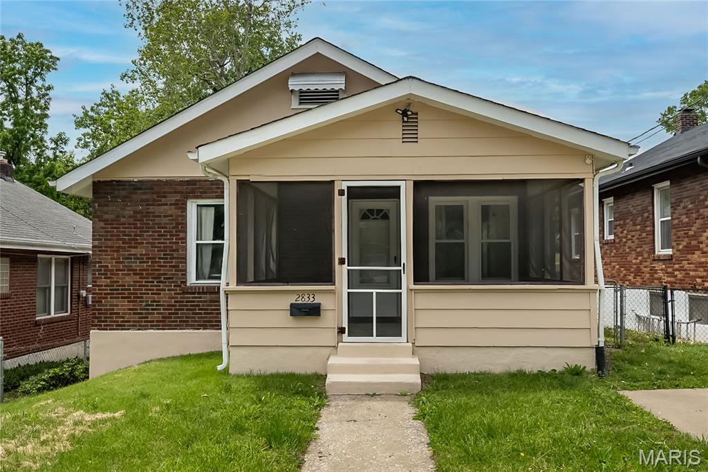2833 Walton Road St. Louis, MO 63114 - Photo 1 of 24 Gallery Image 1