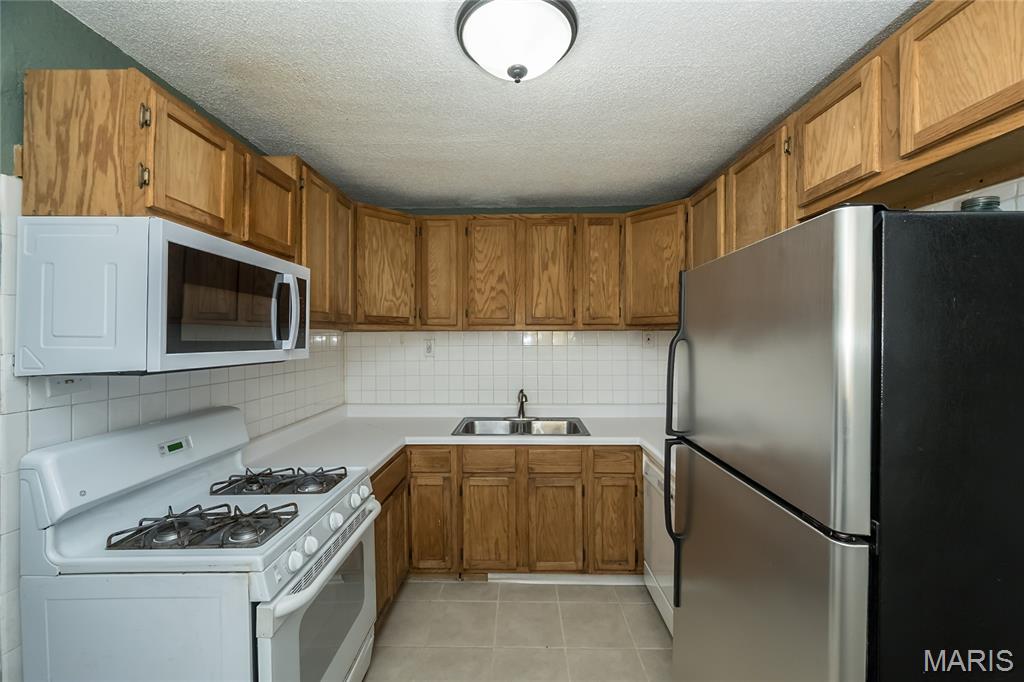 2833 Walton Road St. Louis, MO 63114 - Photo 8 of 24 Gallery Image 8