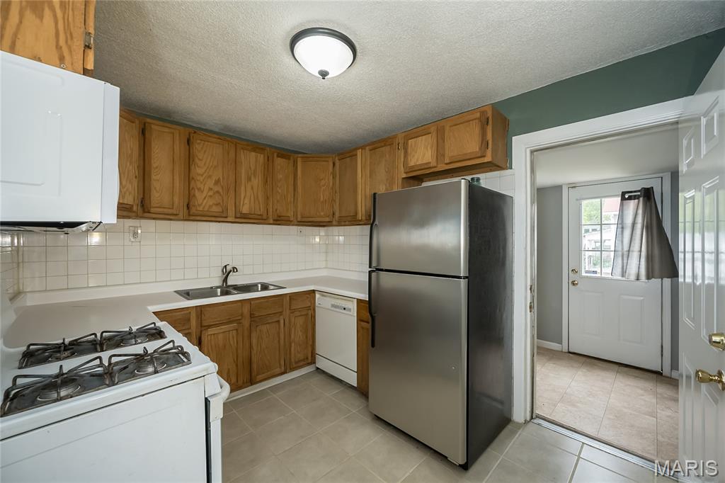 2833 Walton Road St. Louis, MO 63114 - Photo 10 of 24 Gallery Image 10