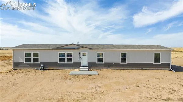 $495,000 | 6652 Middlefield Court, Colorado Springs, CO 80928