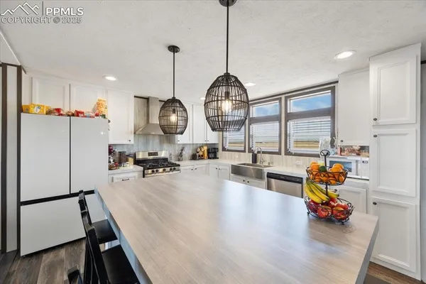 $495,000 | 6652 Middlefield Court, Colorado Springs, CO 80928