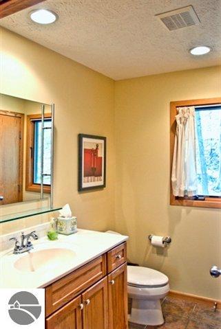 940 South Ridgeview Trail Suttons Bay, MI 49682 - Photo 13 of 15 1704418-12.JPG