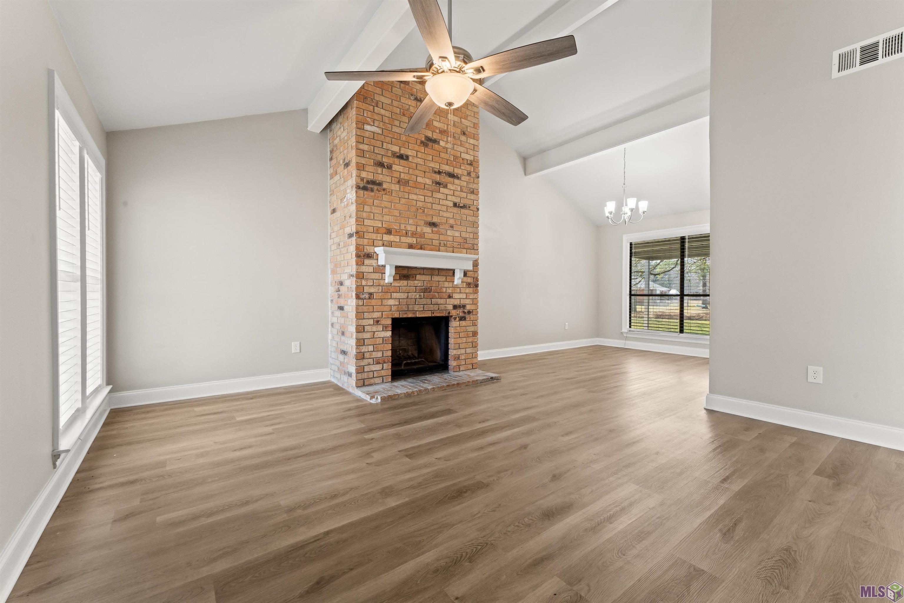 9842 Hawthorne Drive Baton Rouge, LA 70809 - Photo 4 of 31