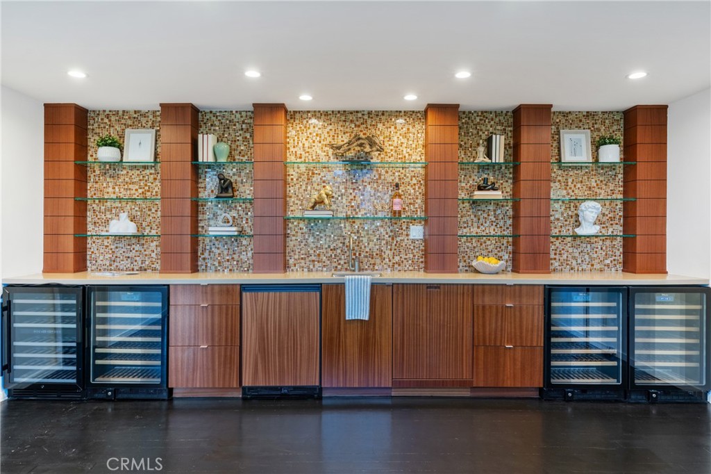 9653 Oak Pass Road Beverly Hills, CA 90210 - Photo 8 of 42