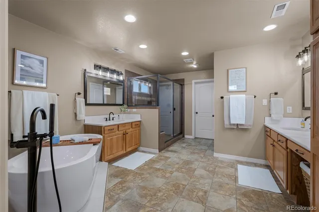 $1,299,900 | 19735 Knights Crossing, Monument, CO 80132