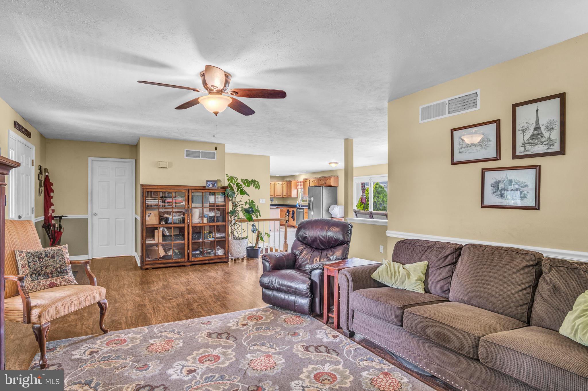 55 Ridge Avenue Carlisle, PA 17013 - Photo 5 of 36 Gallery Image 5