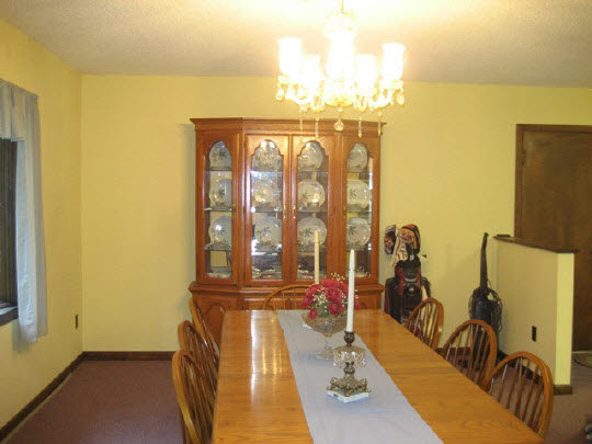 6573 North Deer Path Road Oregon, IL 61061 - Photo 6 of 9 Gallery Image 6