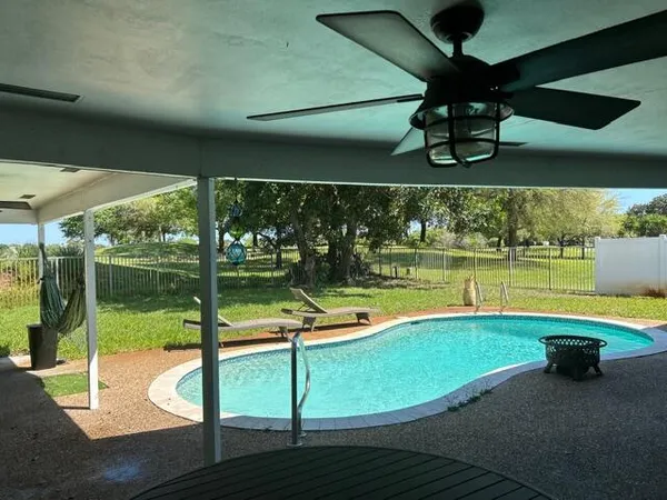 $6,900 | 2400 Southwest 86th Avenue, Davie, FL 33324