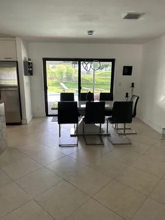 $6,900 | 2400 Southwest 86th Avenue, Davie, FL 33324