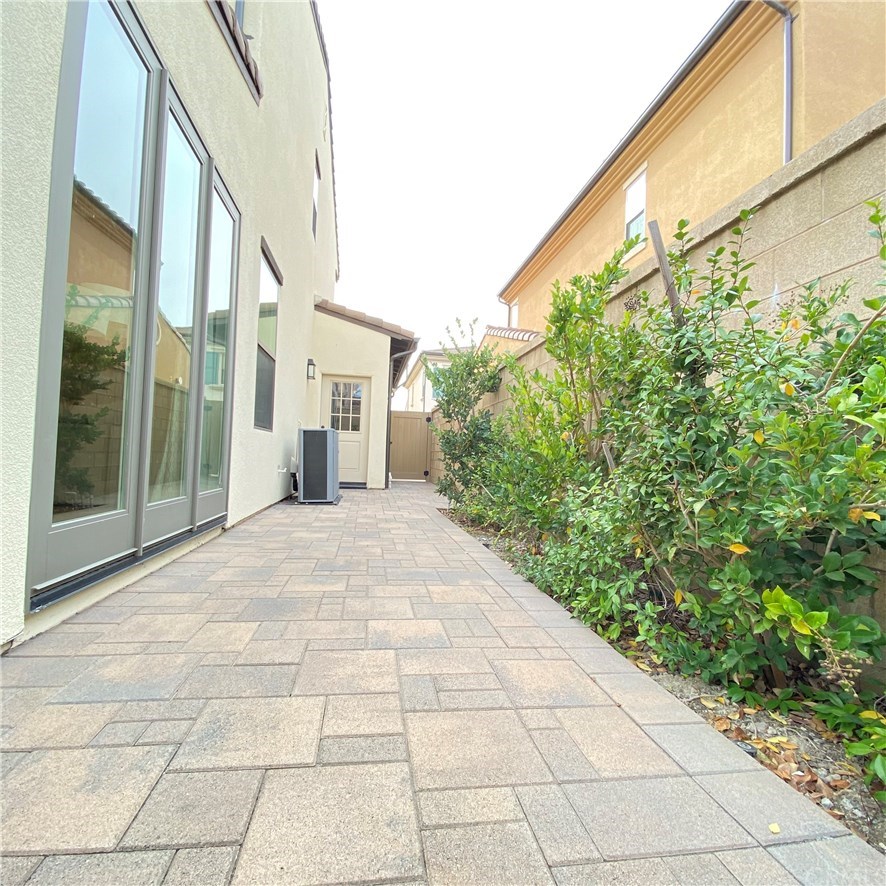 115 Waterleaf Irvine, CA 92620 - Photo 16 of 24