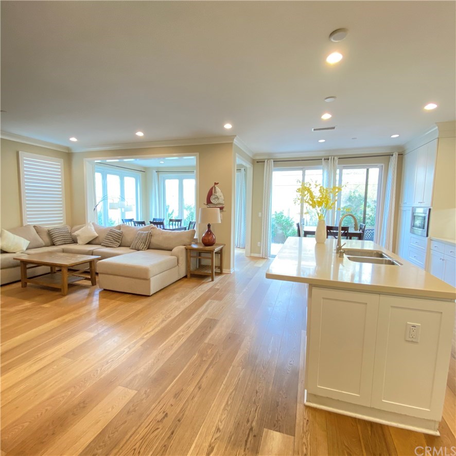 115 Waterleaf Irvine, CA 92620 - Photo 3 of 24