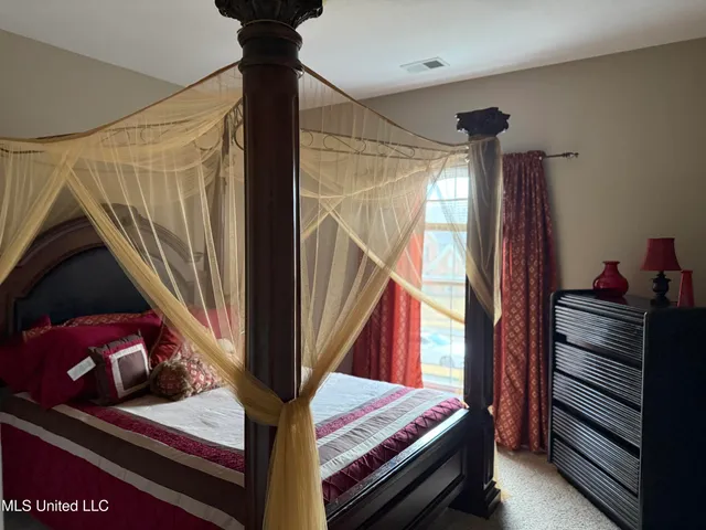 $459,000 | 7049 Windswept Lane, Olive Branch, MS 38654