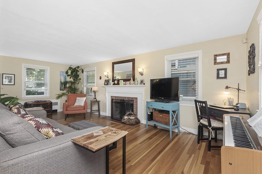61 Brook Road Milton, MA 02186 - Photo 3 of 22 Gallery Image 3