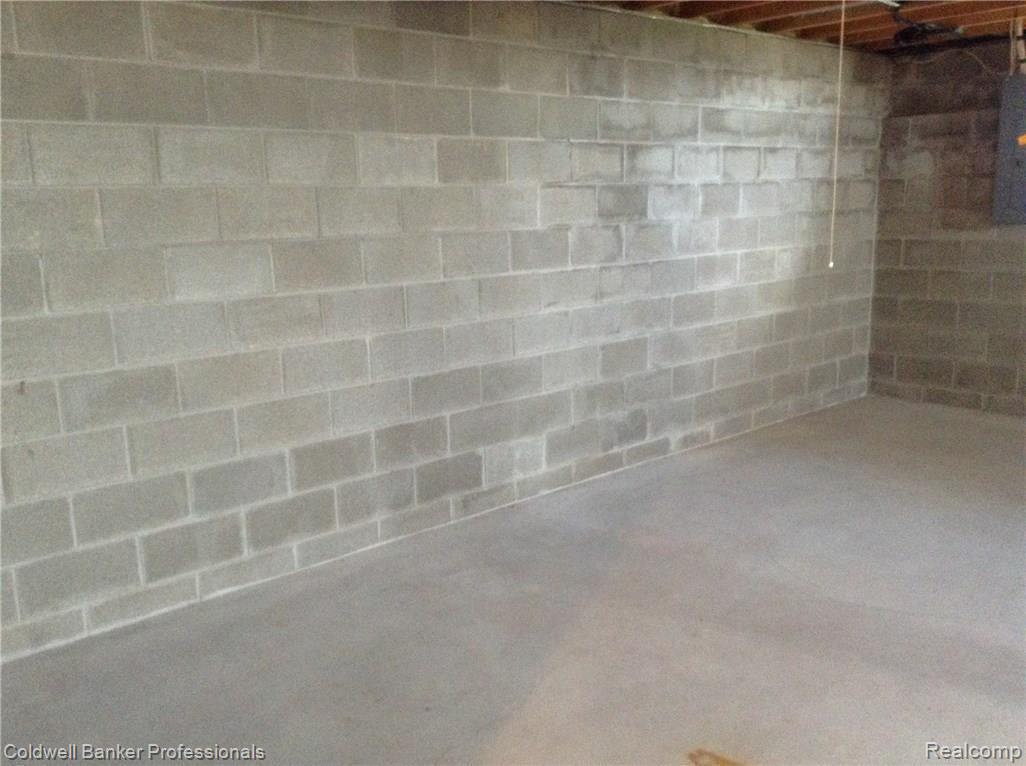 1840 South Summers Road Imlay City, MI 48444 - Photo 31 of 53 Basement-3.JPG