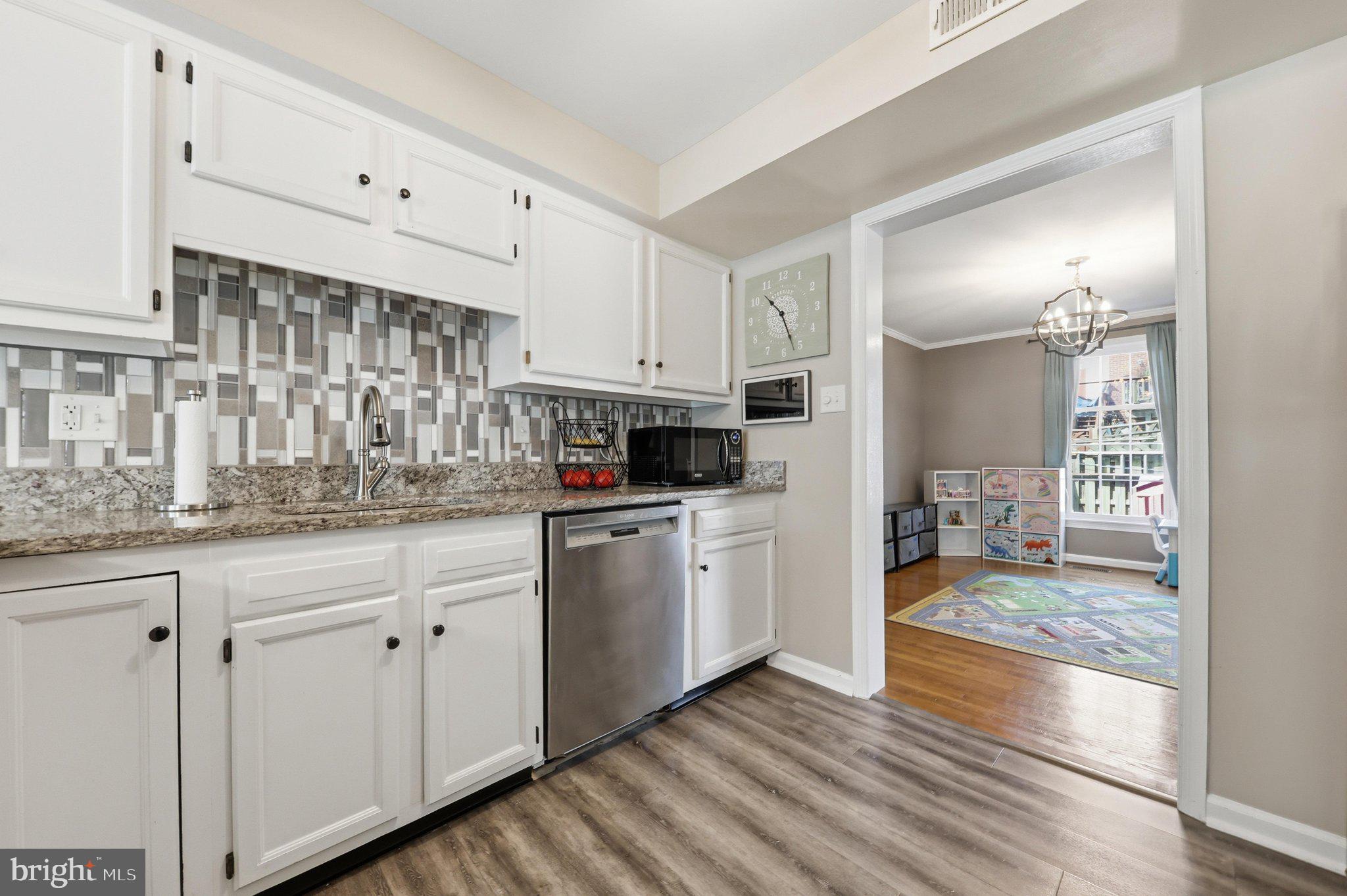 7998 Windsail Court Frederick, MD 21701 - Photo 10 of 38 Kitchen