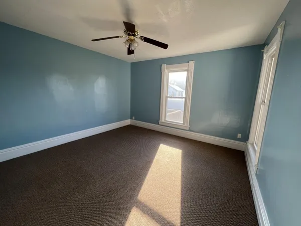 $895 | 109 Lincolnway, La Porte, IN 46350