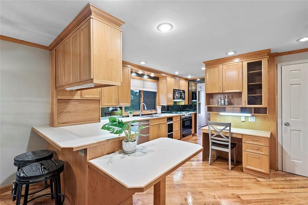 1320 Rolling Meadow Road Pittsburgh, PA 15241 - Photo 11 of 24 Gallery Image 11
