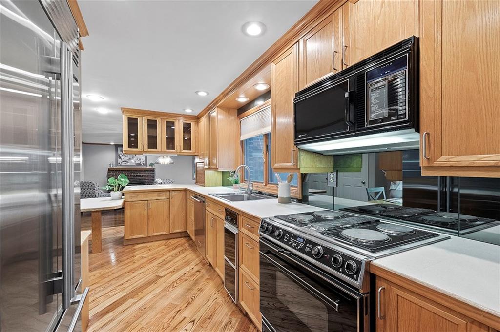 1320 Rolling Meadow Road Pittsburgh, PA 15241 - Photo 13 of 24 Gallery Image 13