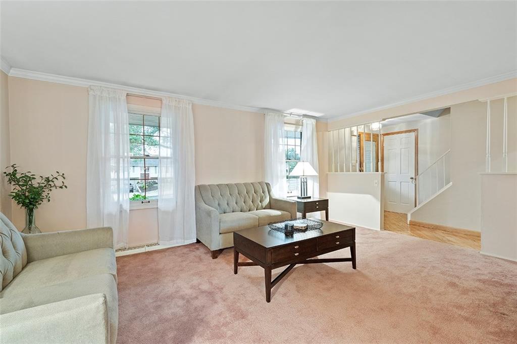 1320 Rolling Meadow Road Pittsburgh, PA 15241 - Photo 3 of 24 Gallery Image 3