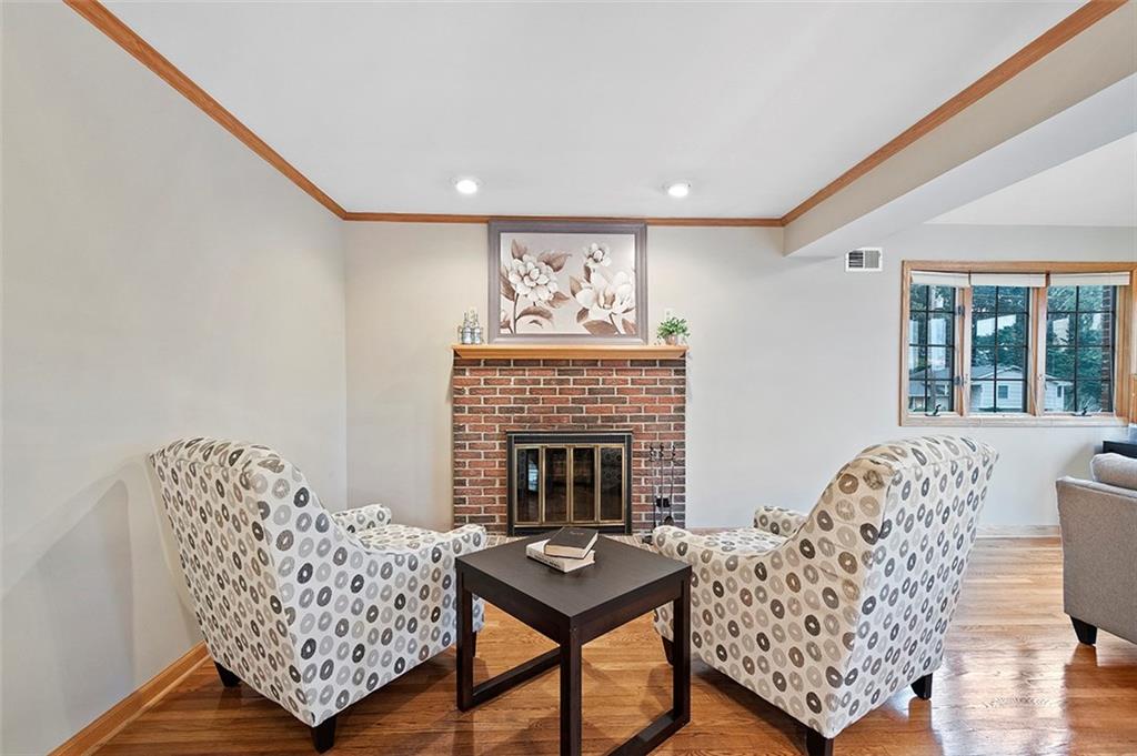 1320 Rolling Meadow Road Pittsburgh, PA 15241 - Photo 7 of 24 Gallery Image 7