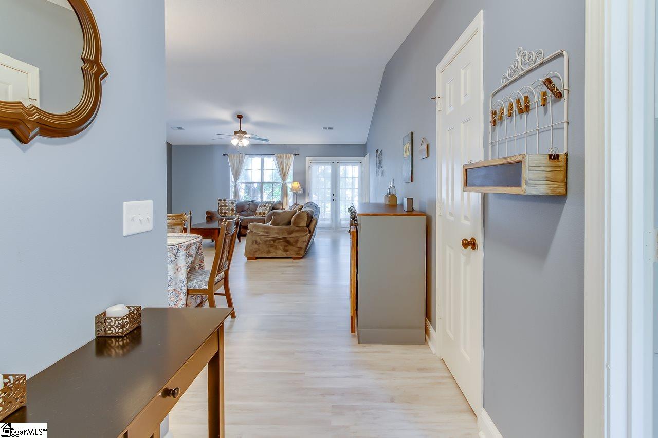 7 Reedy River Way Greenville, SC 29605 - Photo 5 of 35 Gallery Image 5