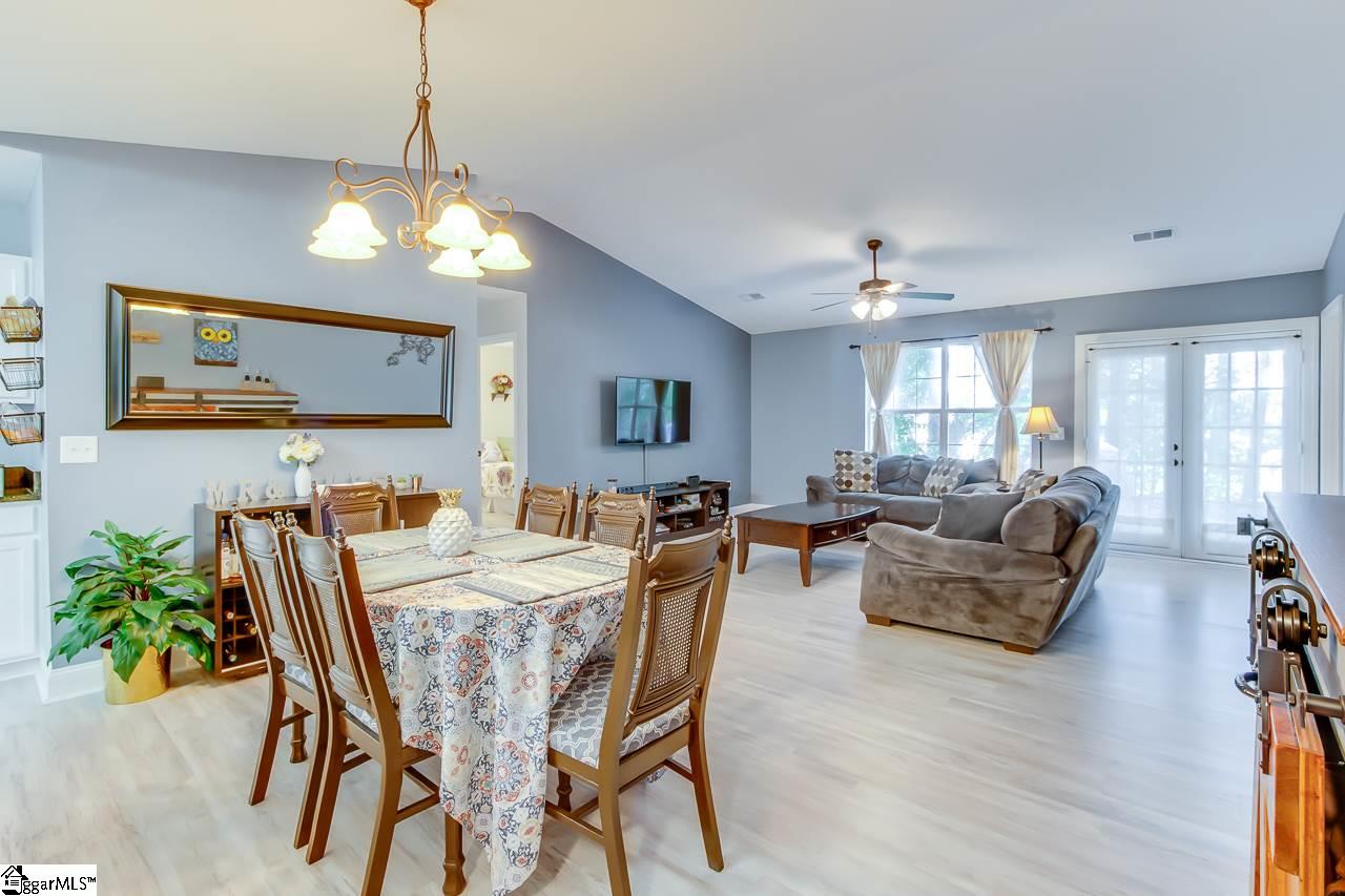 7 Reedy River Way Greenville, SC 29605 - Photo 7 of 35 Gallery Image 7