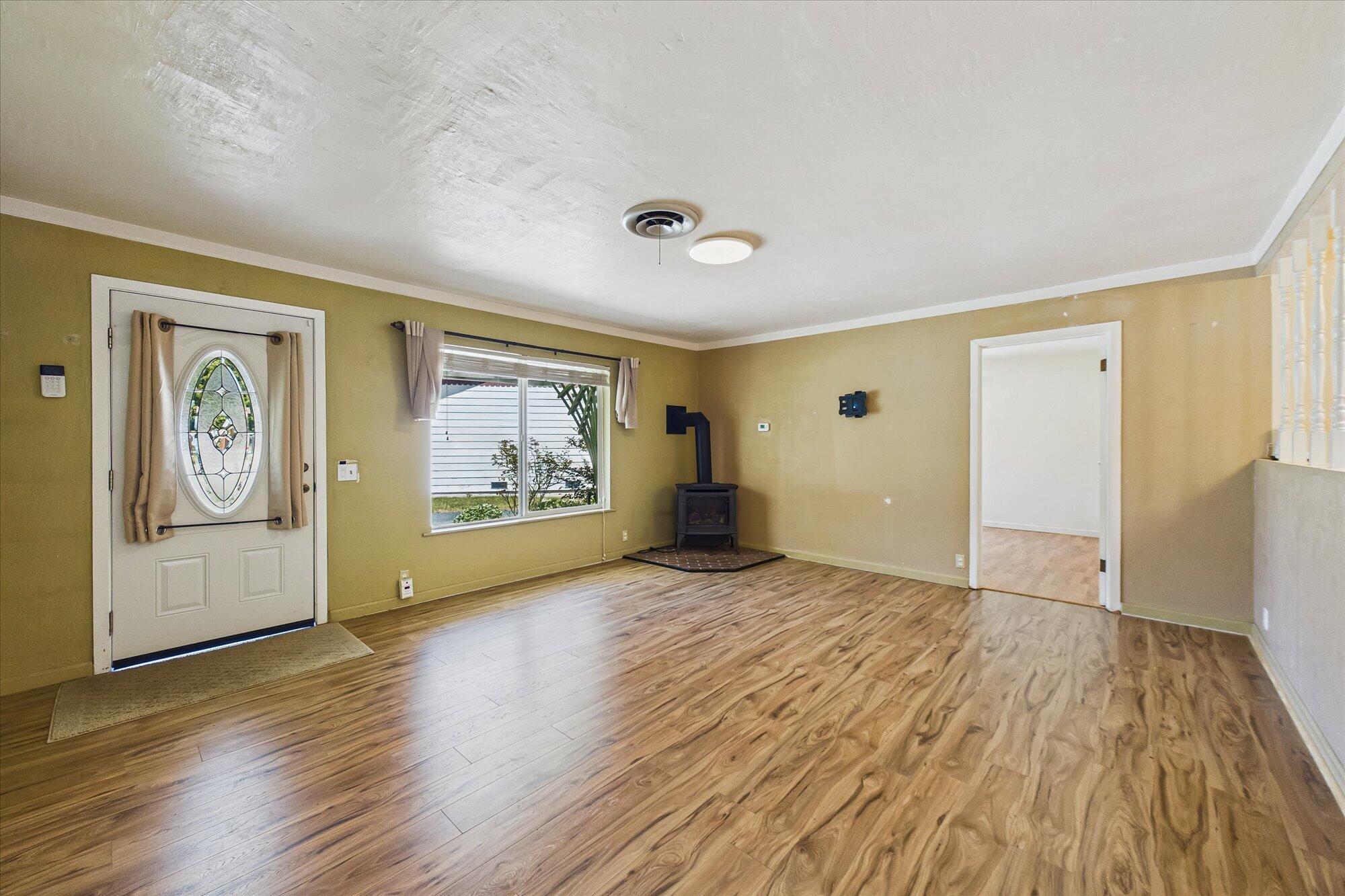 1185 Eeloa Avenue Rio Dell, CA 95562 - Photo 9 of 49