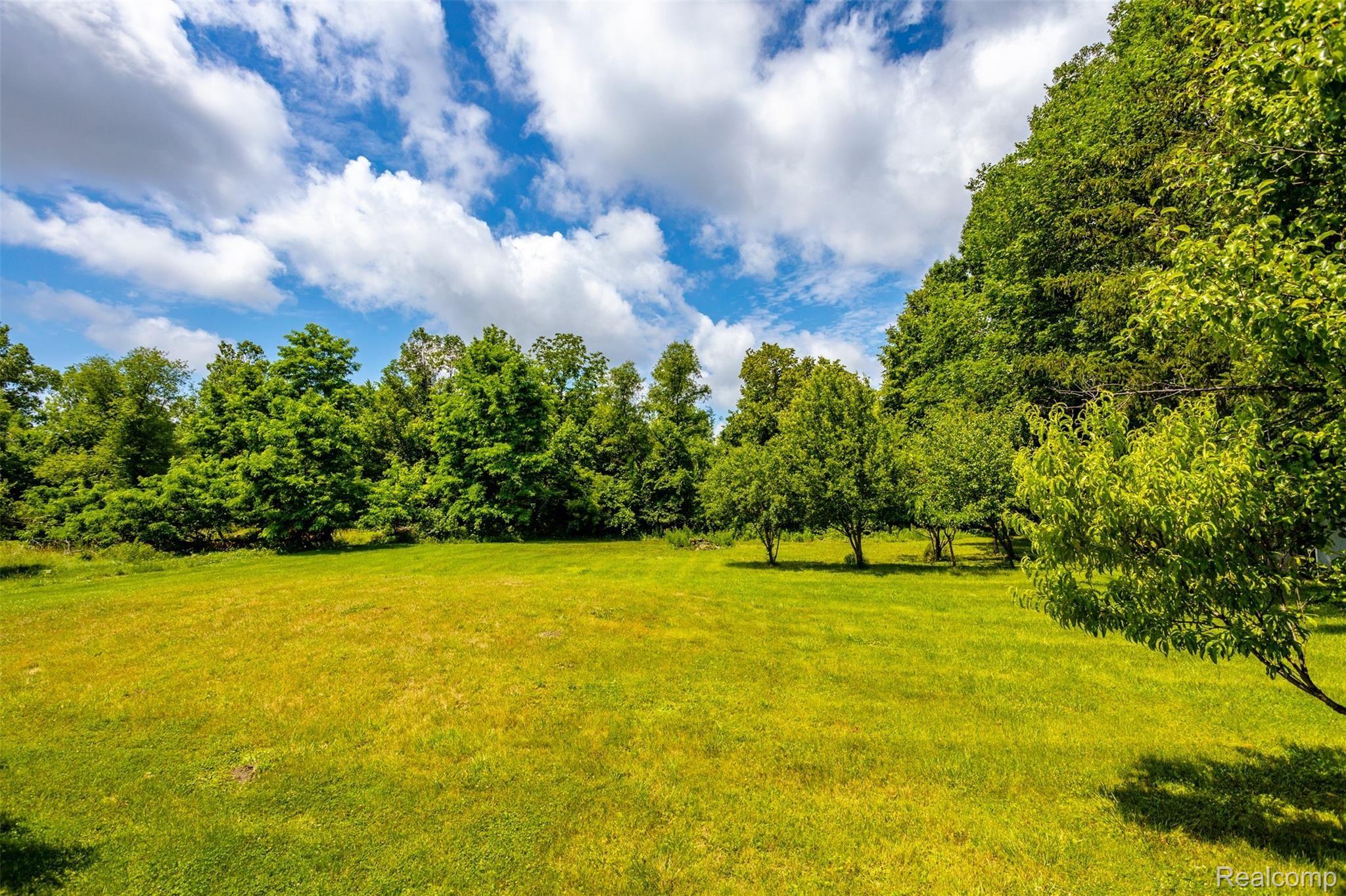 4570 Denton Road Canton, MI 48188 - Photo 20 of 24 4570 Denton S027.jpg